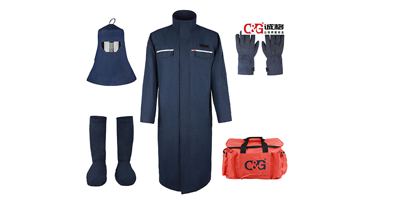 65cal防電弧服：IV級防護，電力作業(yè)的“安全鎧甲”